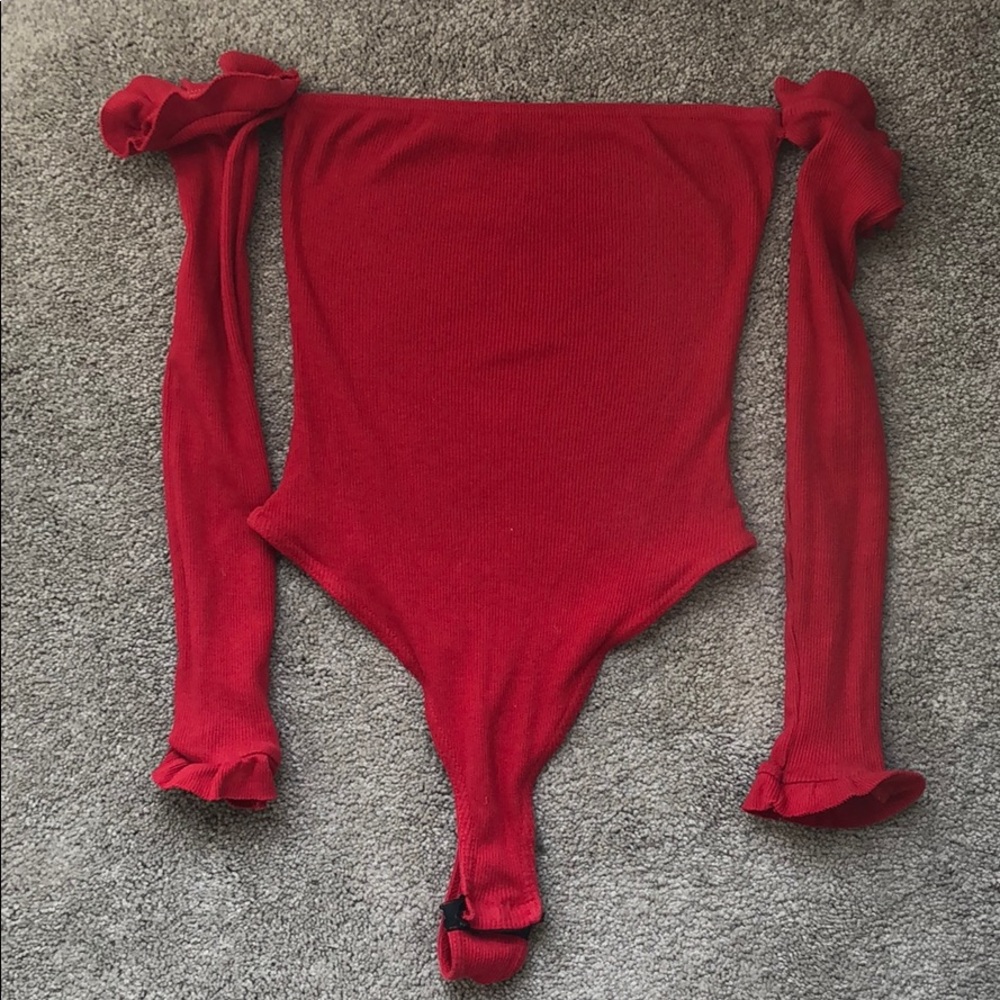 Pretty Little Thing size 2 Red Bodysuit